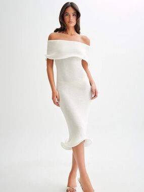 Meshki Molly white/cream off the shoulder dress